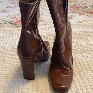 Steve Madden Brown Patent Leather Ankle Boots